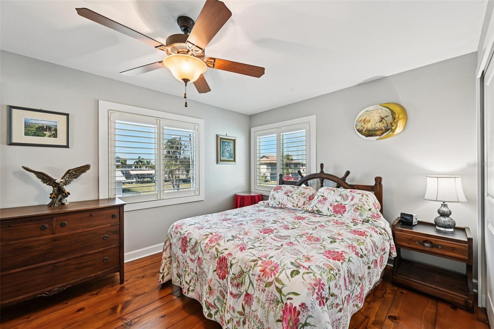 PALM POINT - Residential