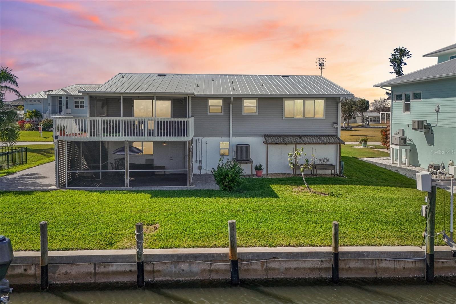 PALM POINT - Residential