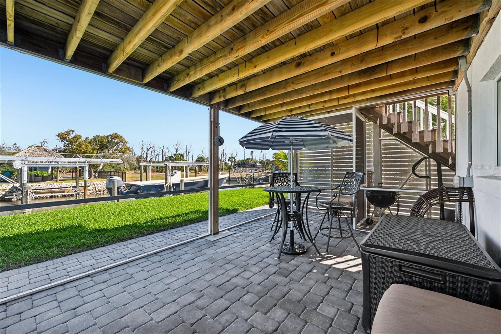 PALM POINT - Residential