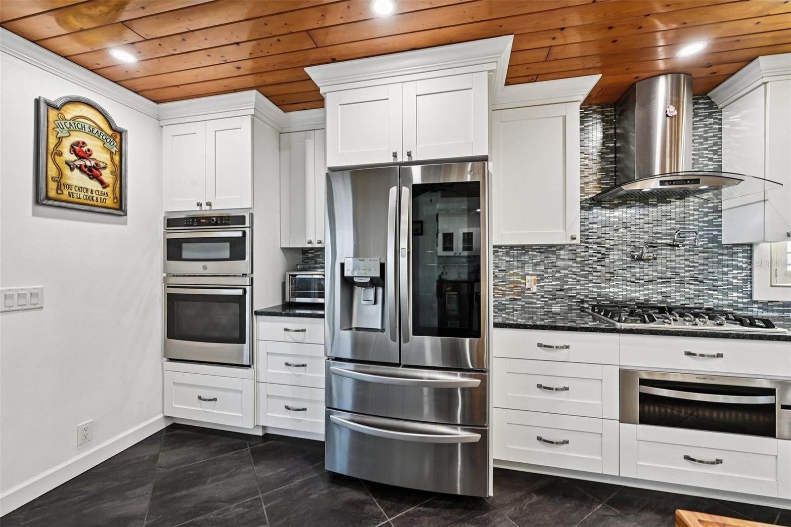 PALM POINT - Residential