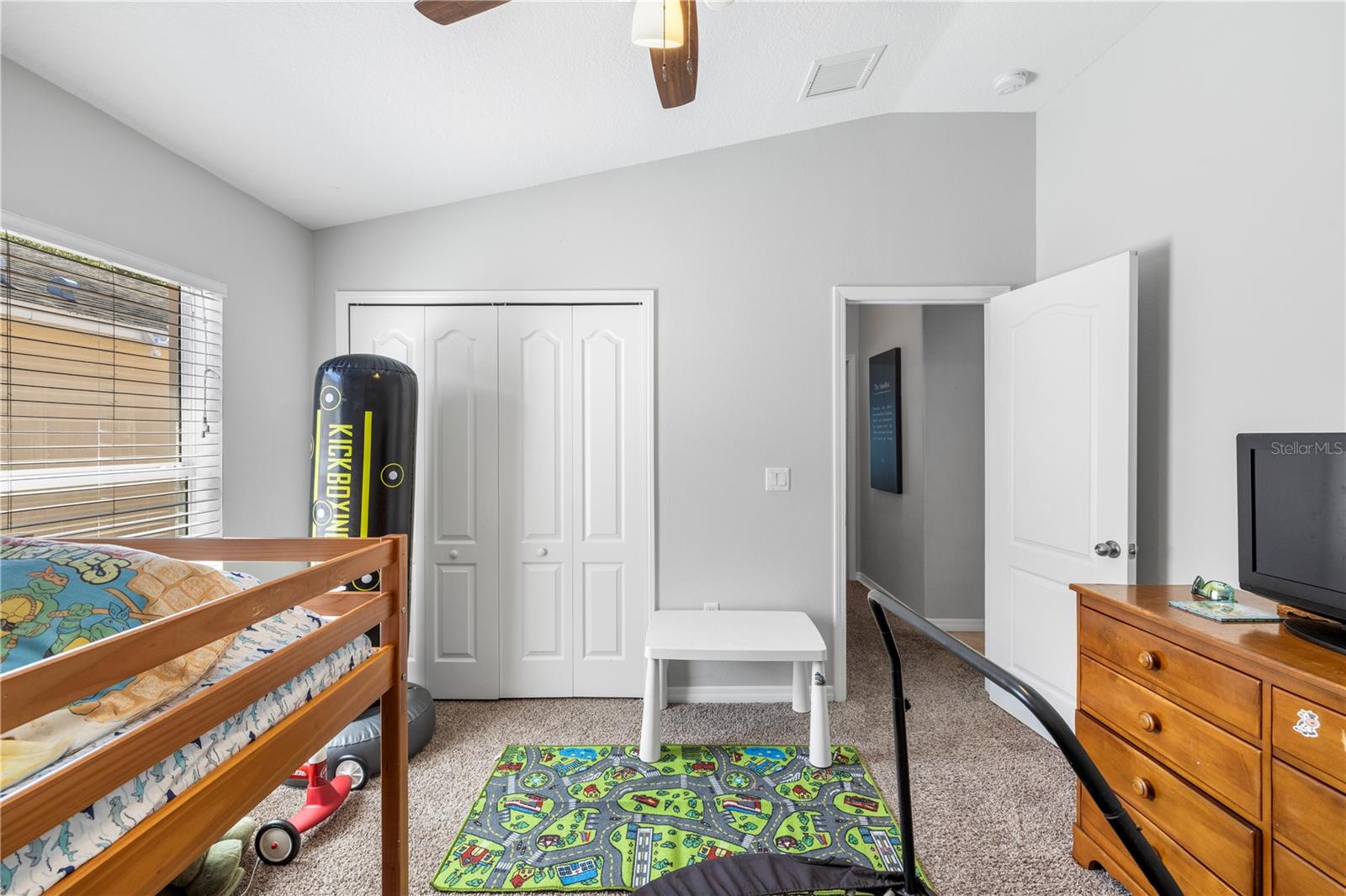 8020 ALAMOSA WOOD AVENUE