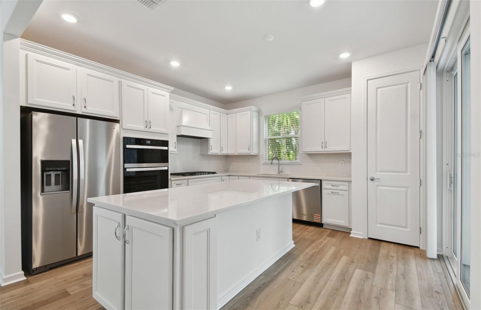 9466 SHOREBIRD COURT