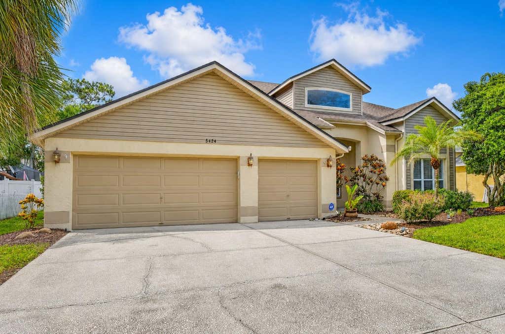 Photo of 5424 Windbrush Drive, Tampa, FL 33625 (MLS # TB8537412)