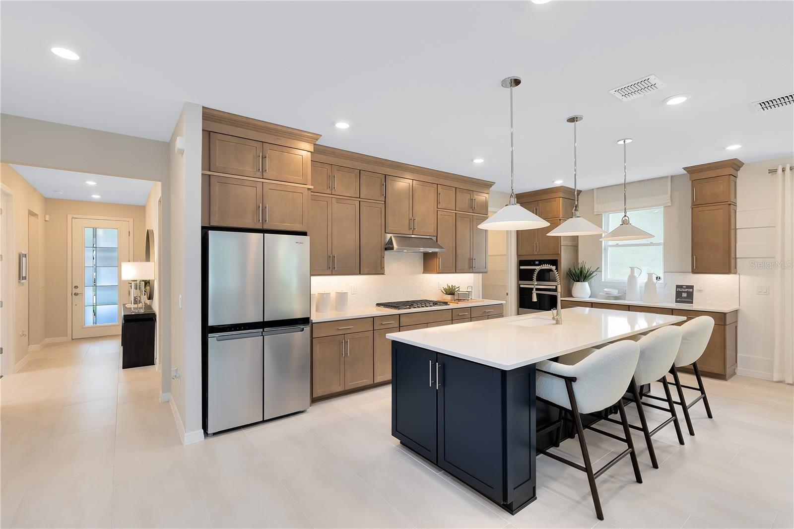 DEL WEBB TWIN LAKES - Residential