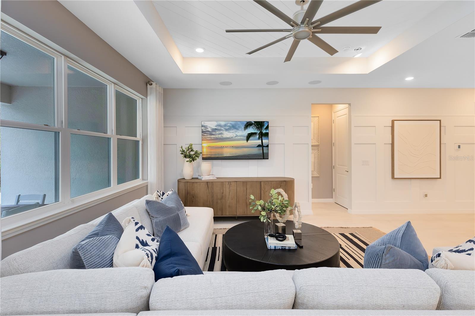 DEL WEBB TWIN LAKES - Residential