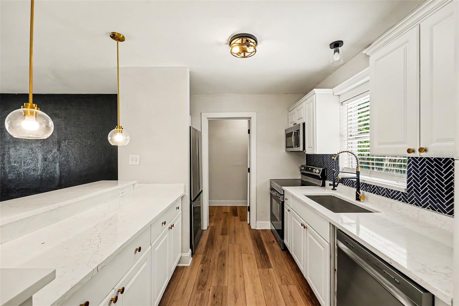 PINE BROOK HIGHLANDS - Residential