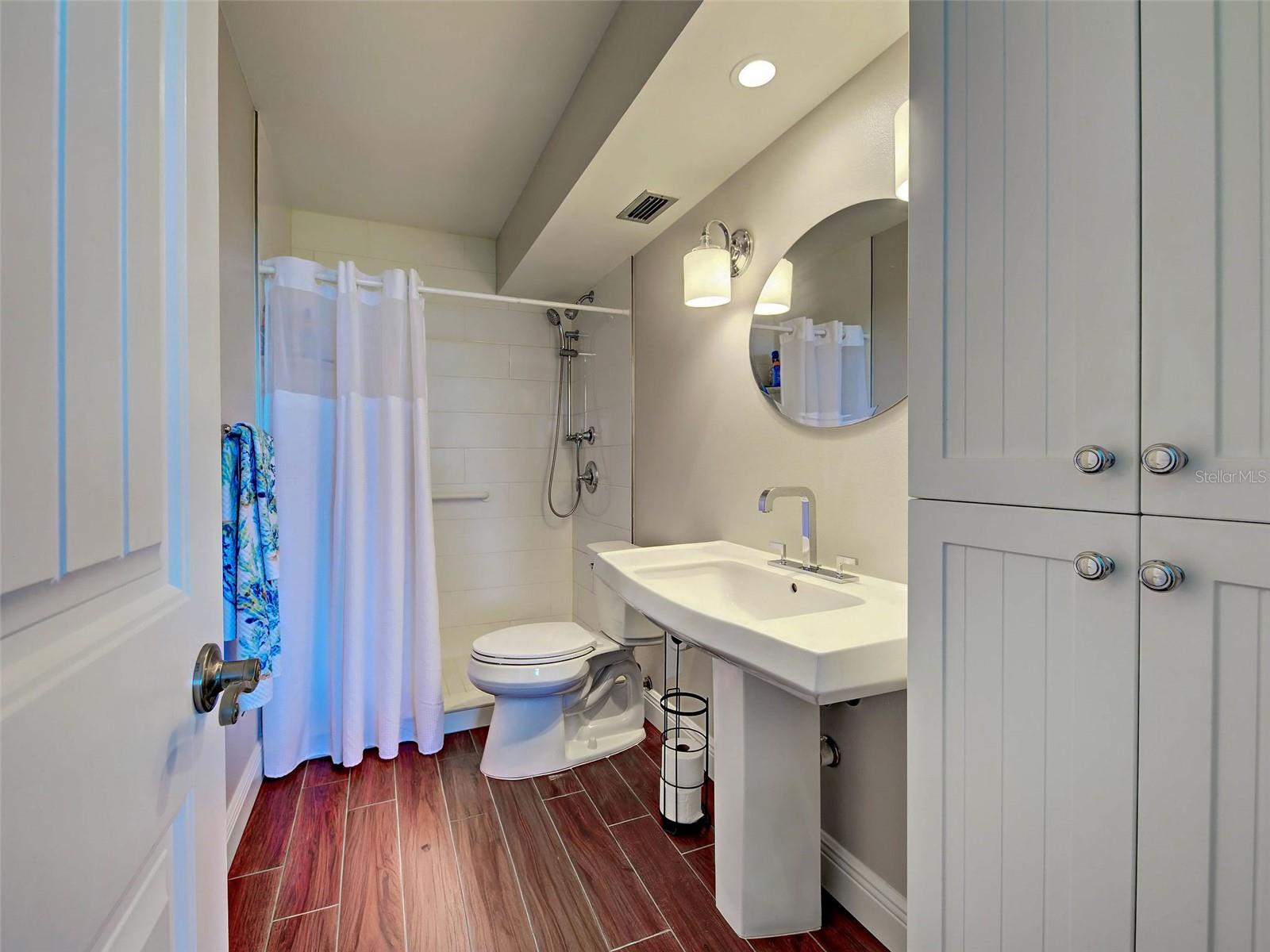 BAHIA MAR - Residential