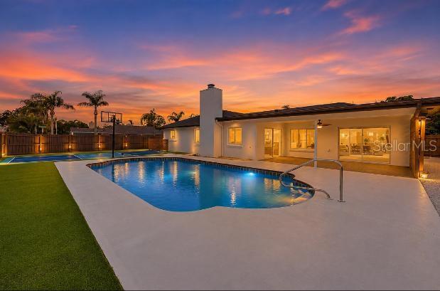 10711 FRANCES LN