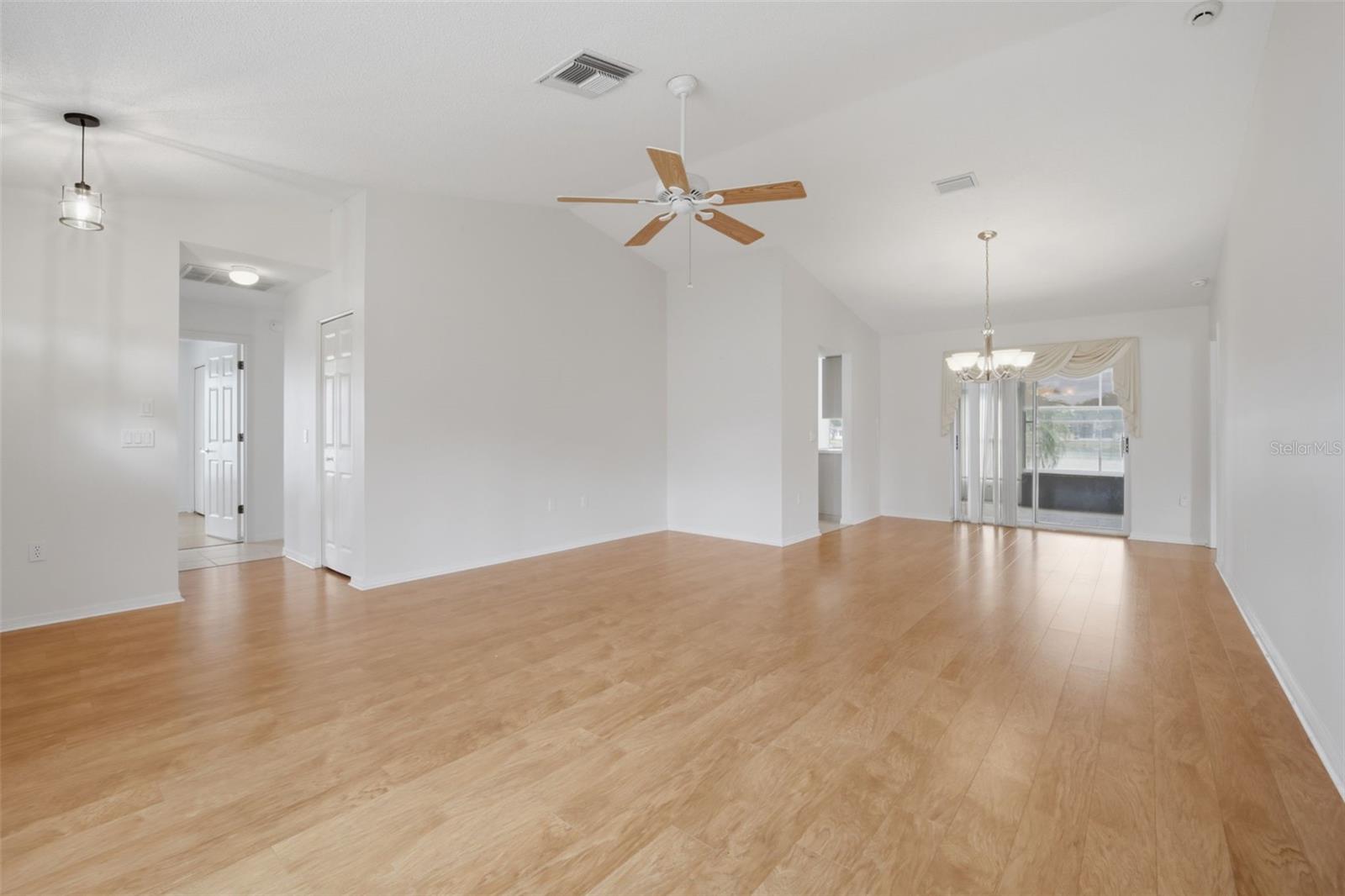 1228 ASHBOURNE CIRCLE