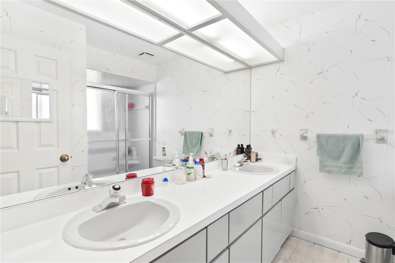 WATERWOOD TWNHS SUB - Residential