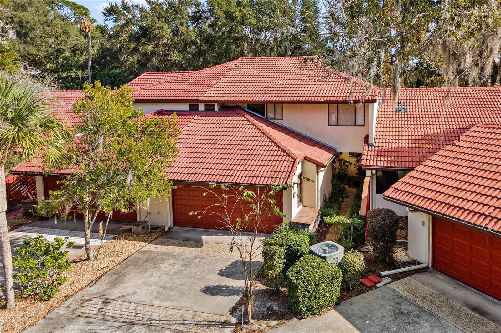 WATERWOOD TWNHS SUB - Residential