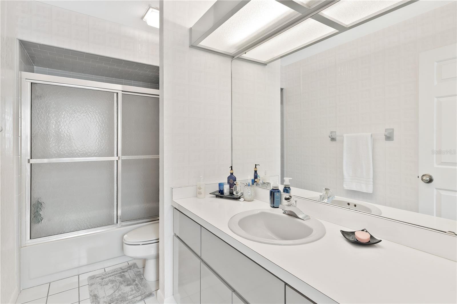 WATERWOOD TWNHS SUB - Residential