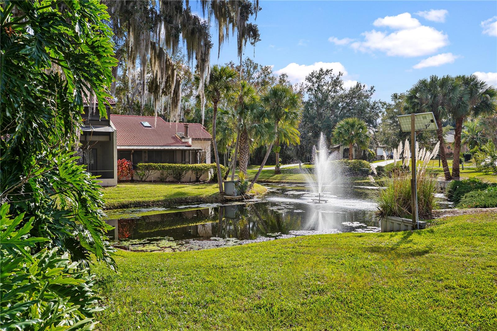 WATERWOOD TWNHS SUB - Residential