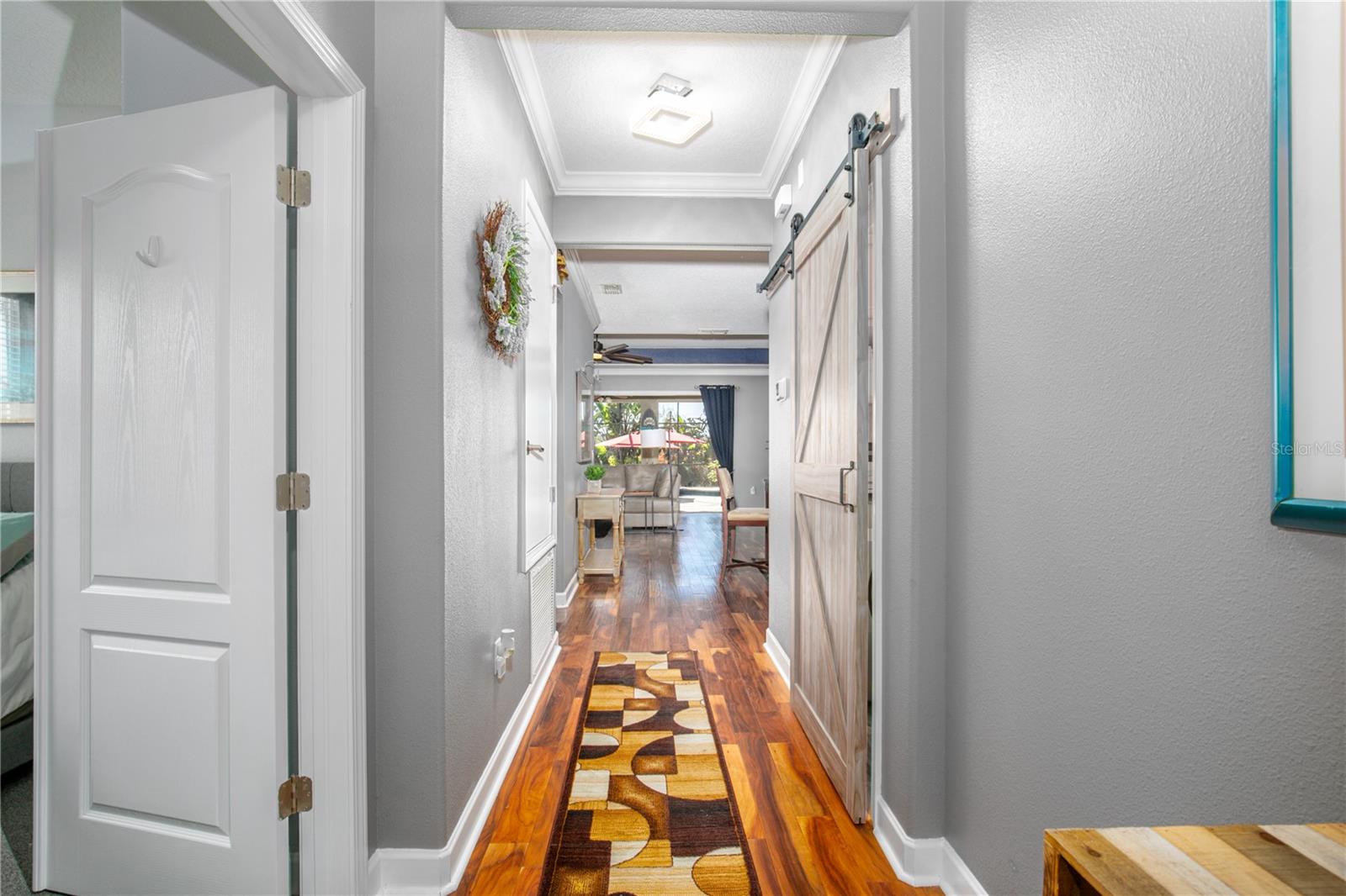 5262 ROYCE DRIVE