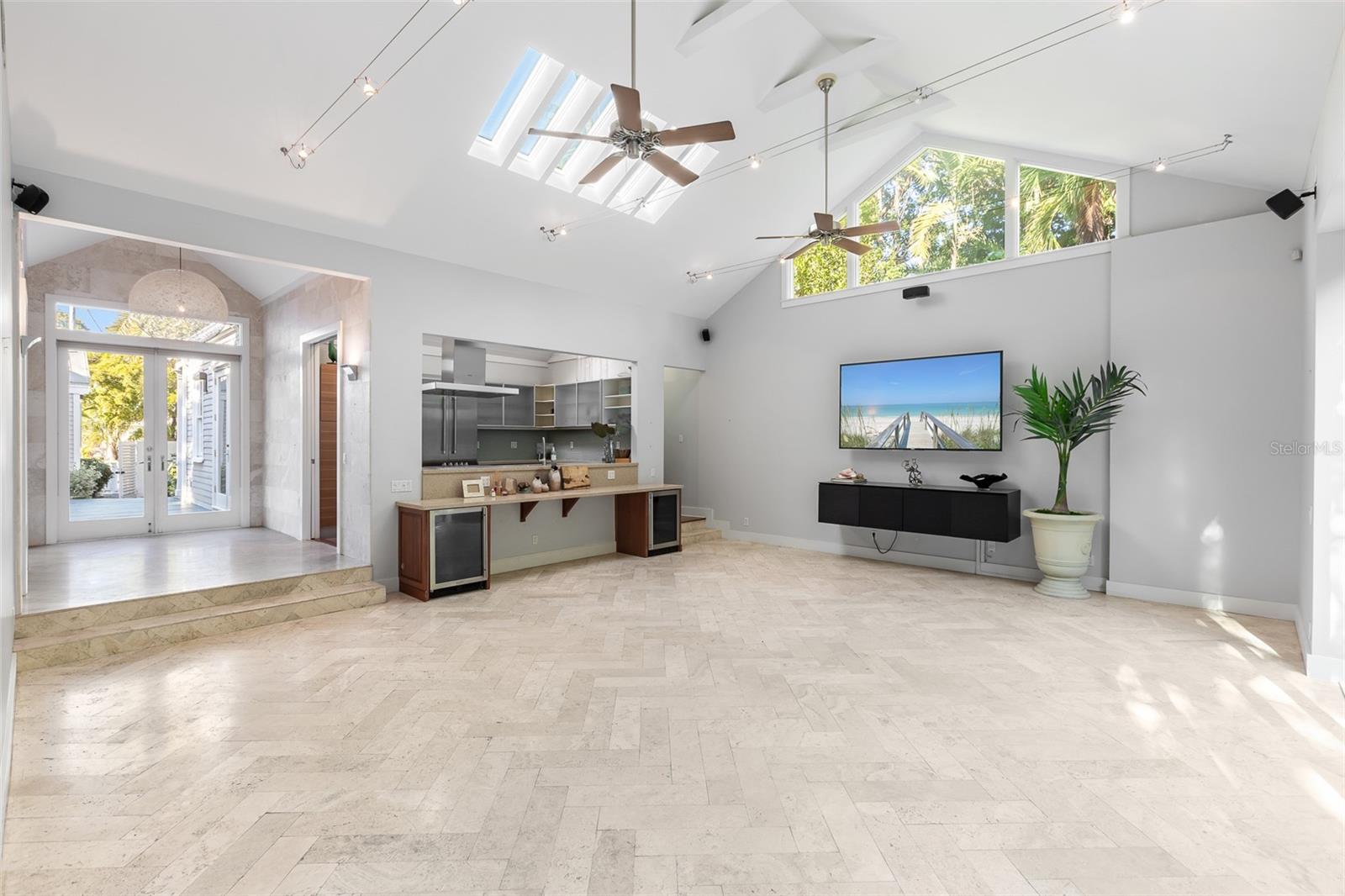 KEY WEST SQUARE 45 - Residential