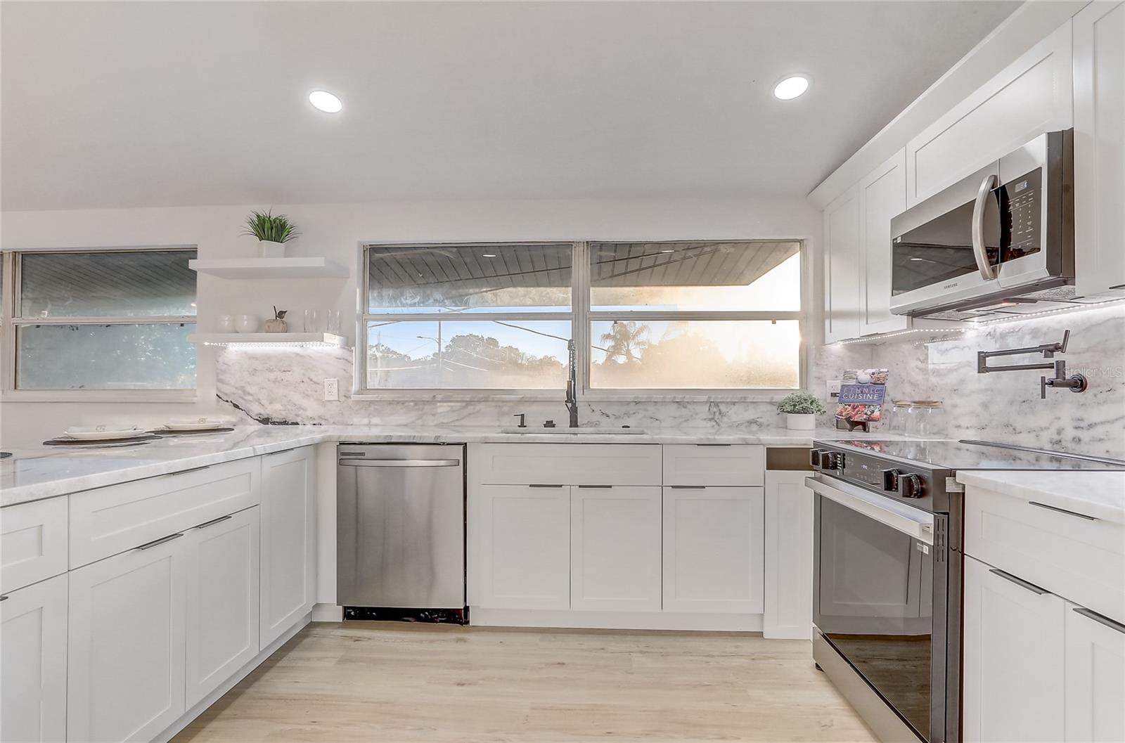 ISLE CATALINA - Residential