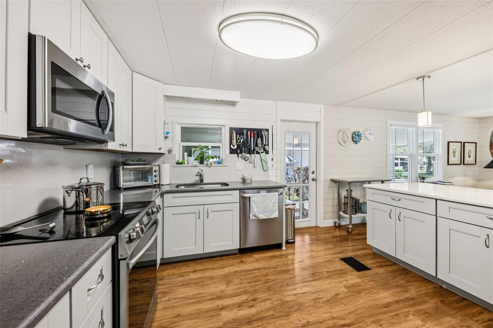 HAWTHORNE AT LEESBURG A COOP - Residential