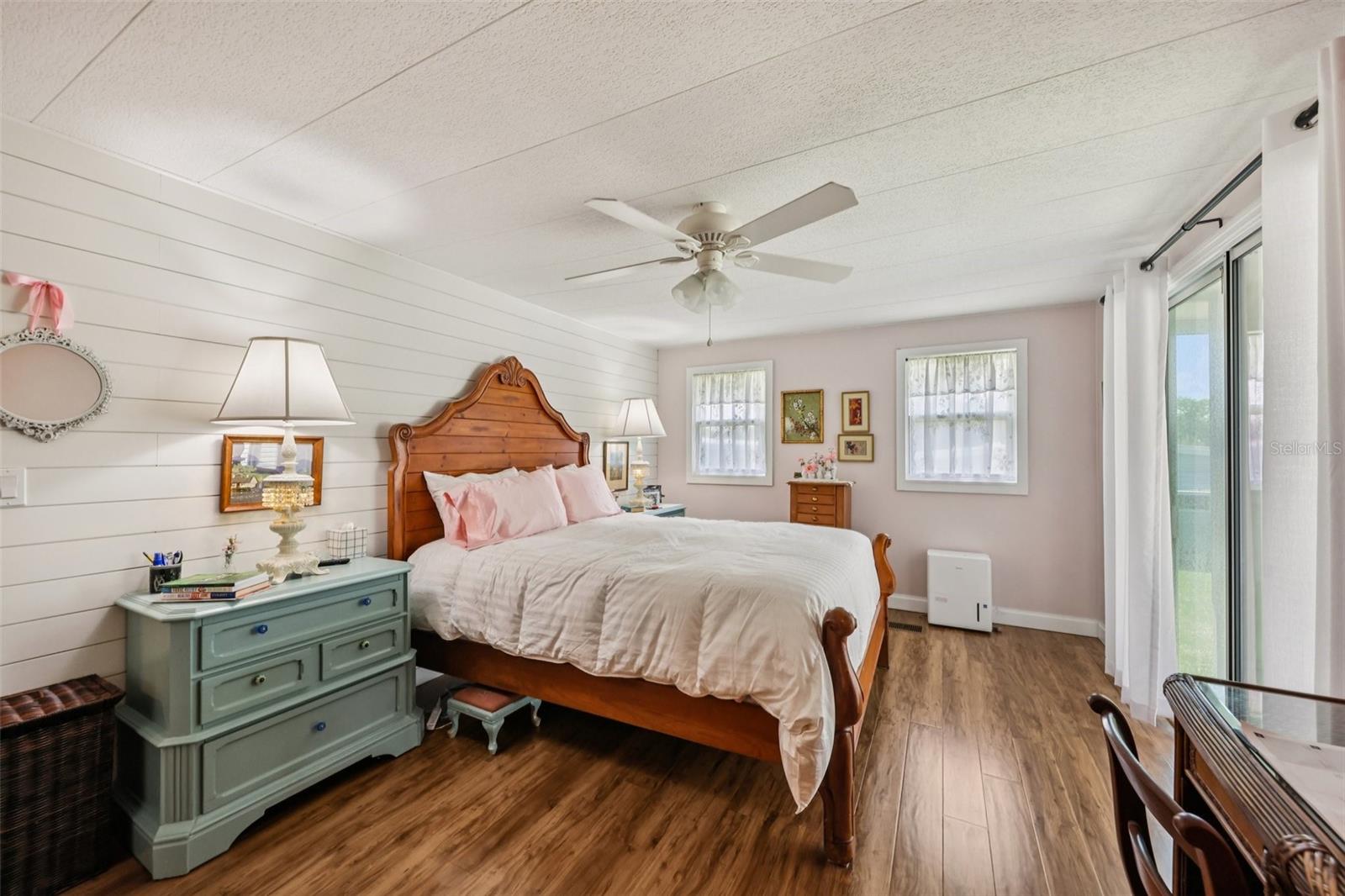 HAWTHORNE AT LEESBURG A COOP - Residential