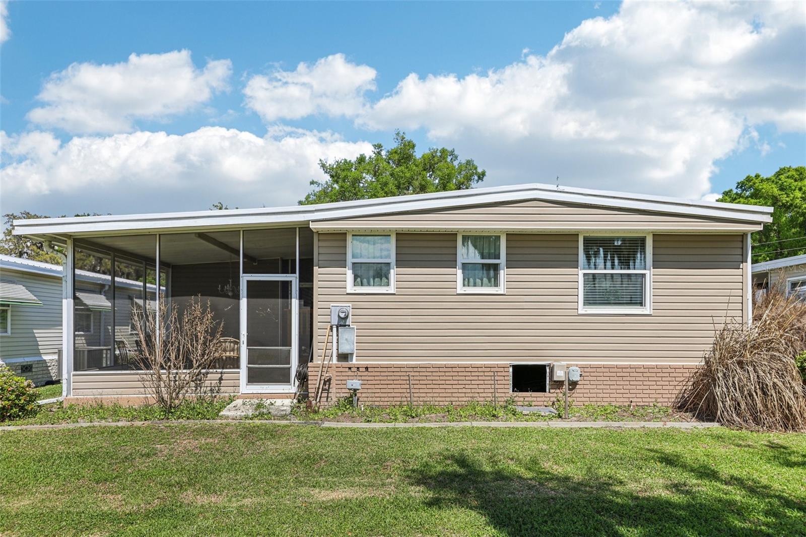 HAWTHORNE AT LEESBURG A COOP - Residential