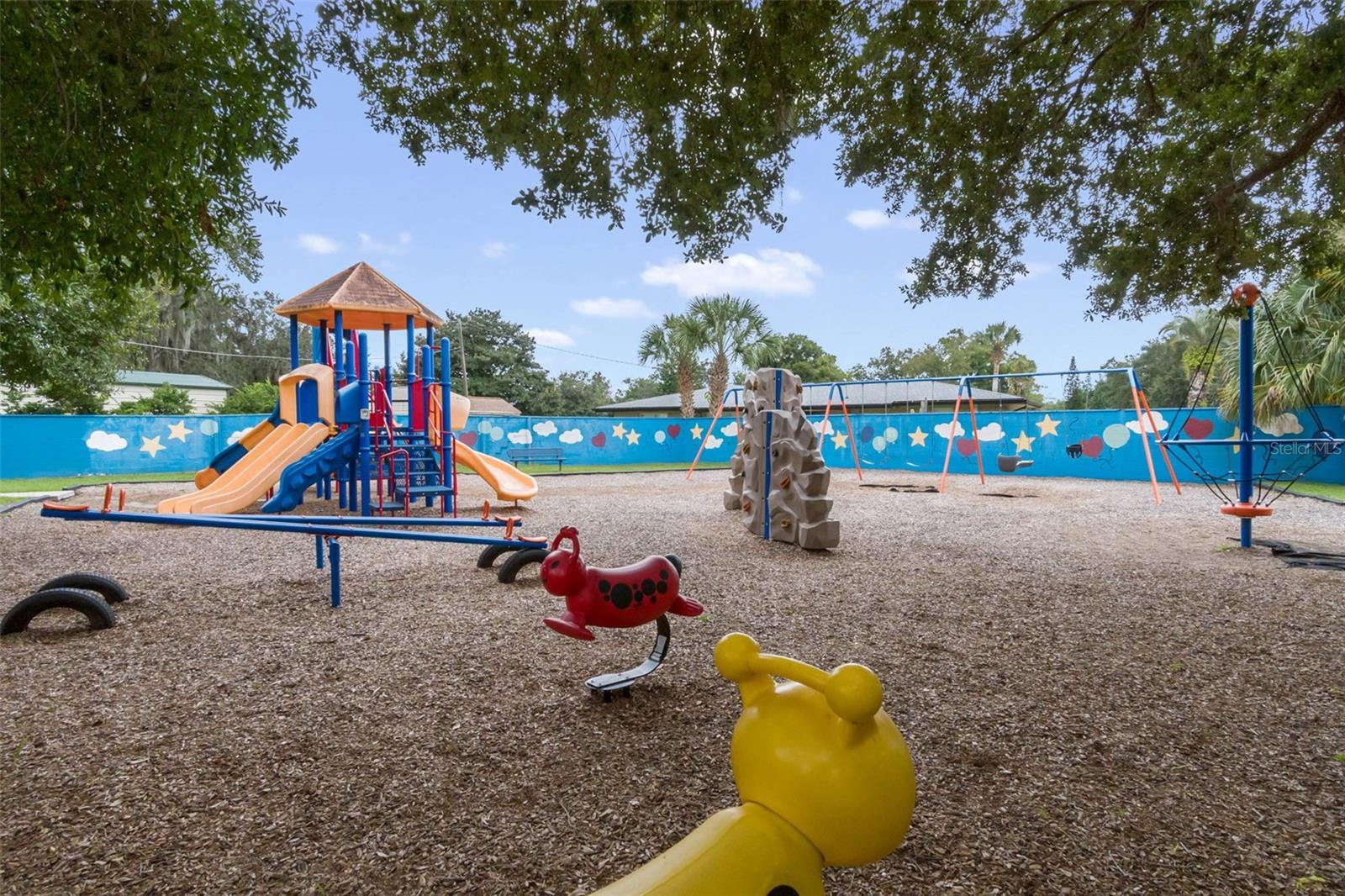 KINGSWOOD MANOR 1ST ADD - Residential