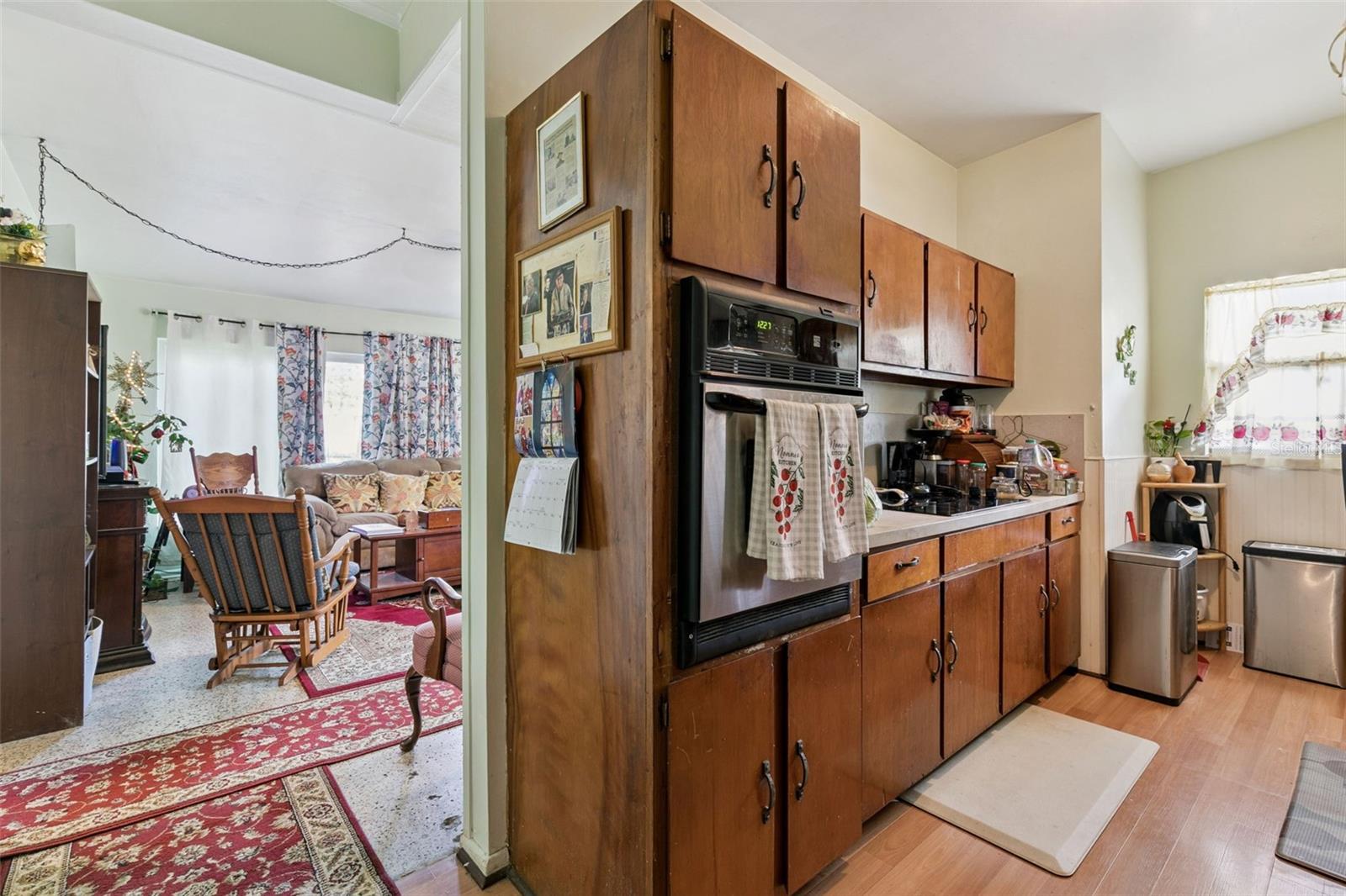 KINGSWOOD MANOR 1ST ADD - Residential