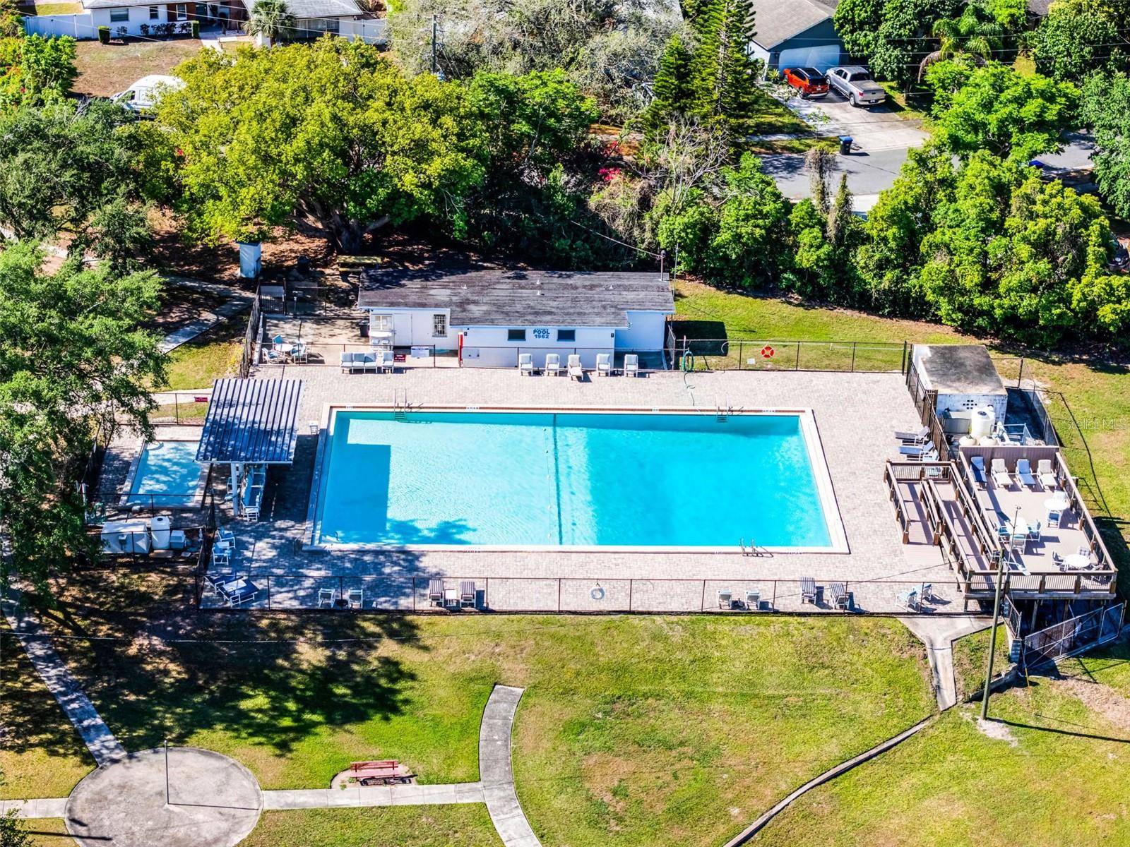 KINGSWOOD MANOR 1ST ADD - Residential