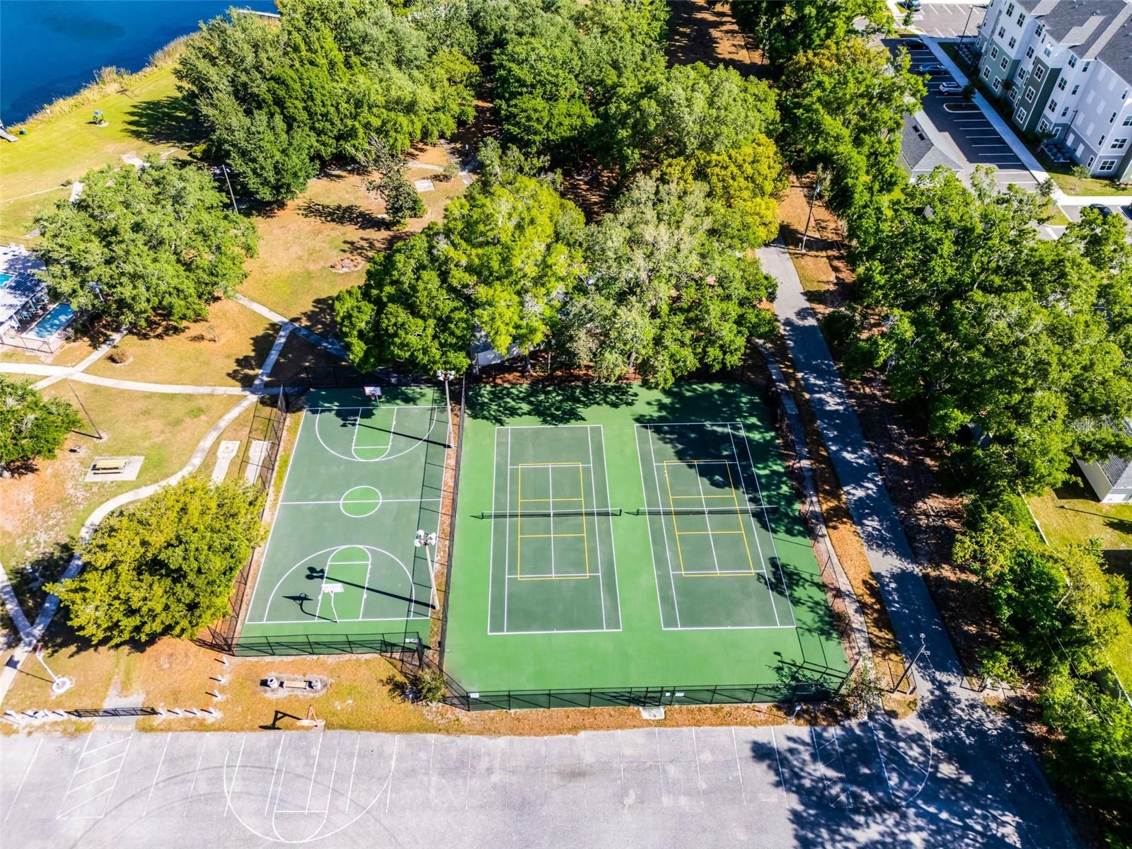 KINGSWOOD MANOR 1ST ADD - Residential