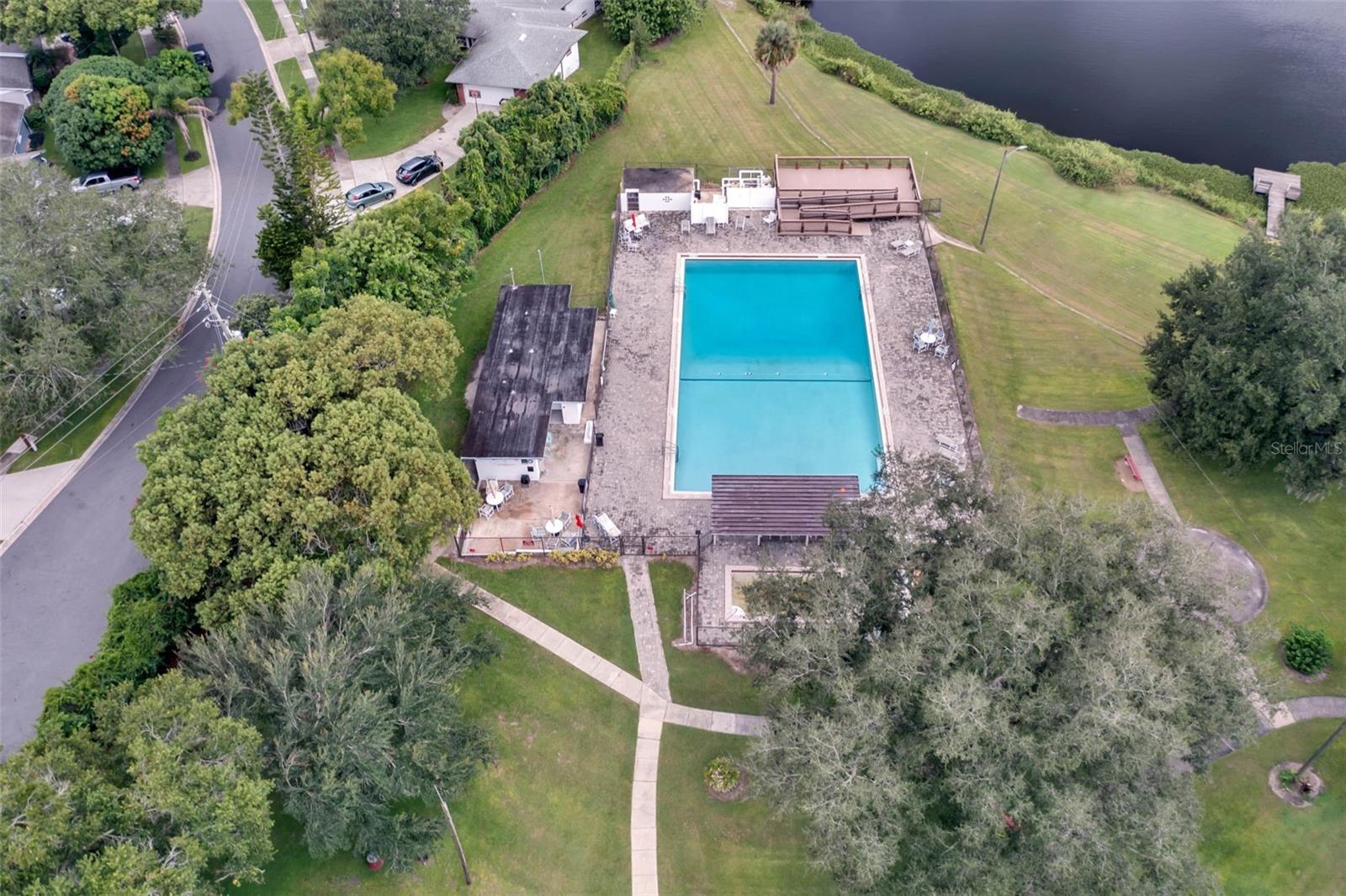 KINGSWOOD MANOR 1ST ADD - Residential