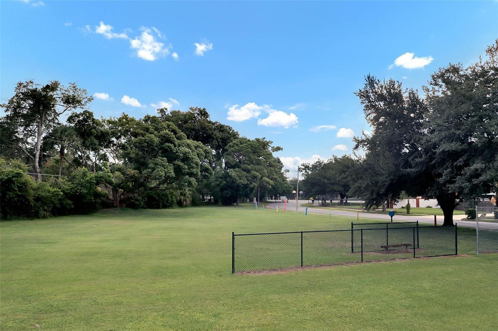 KINGSWOOD MANOR 1ST ADD - Residential