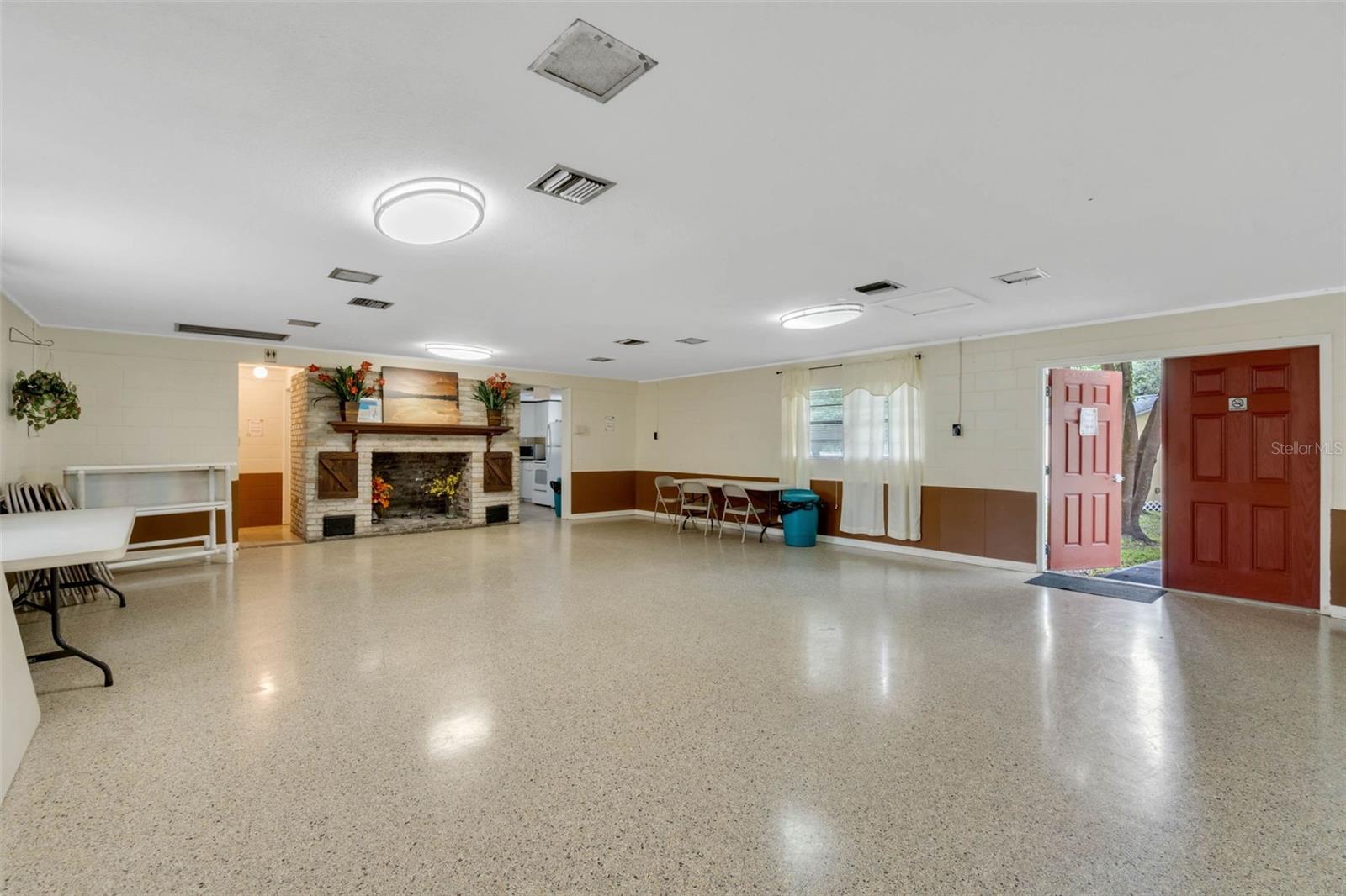 KINGSWOOD MANOR 1ST ADD - Residential