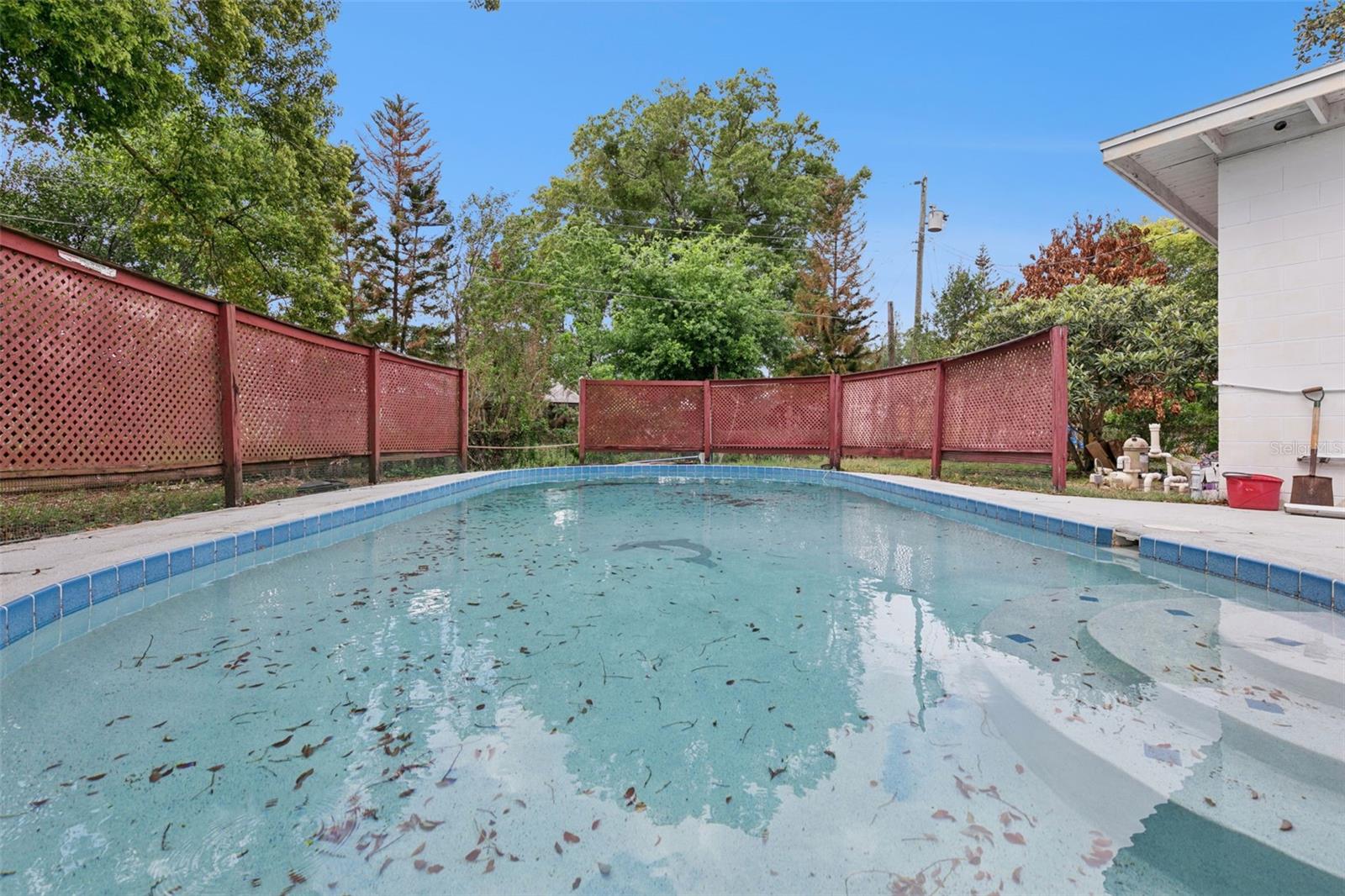 KINGSWOOD MANOR 1ST ADD - Residential