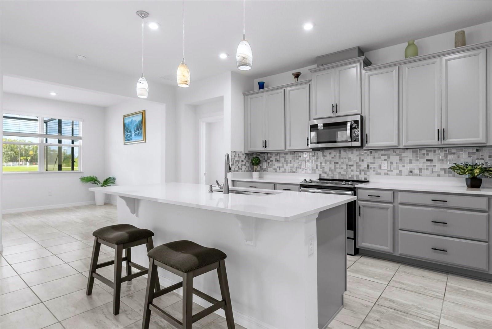 STARWOOD PH N-14 - Residential