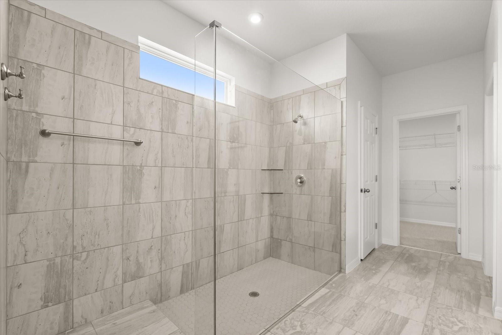 STARWOOD PH N-14 - Residential