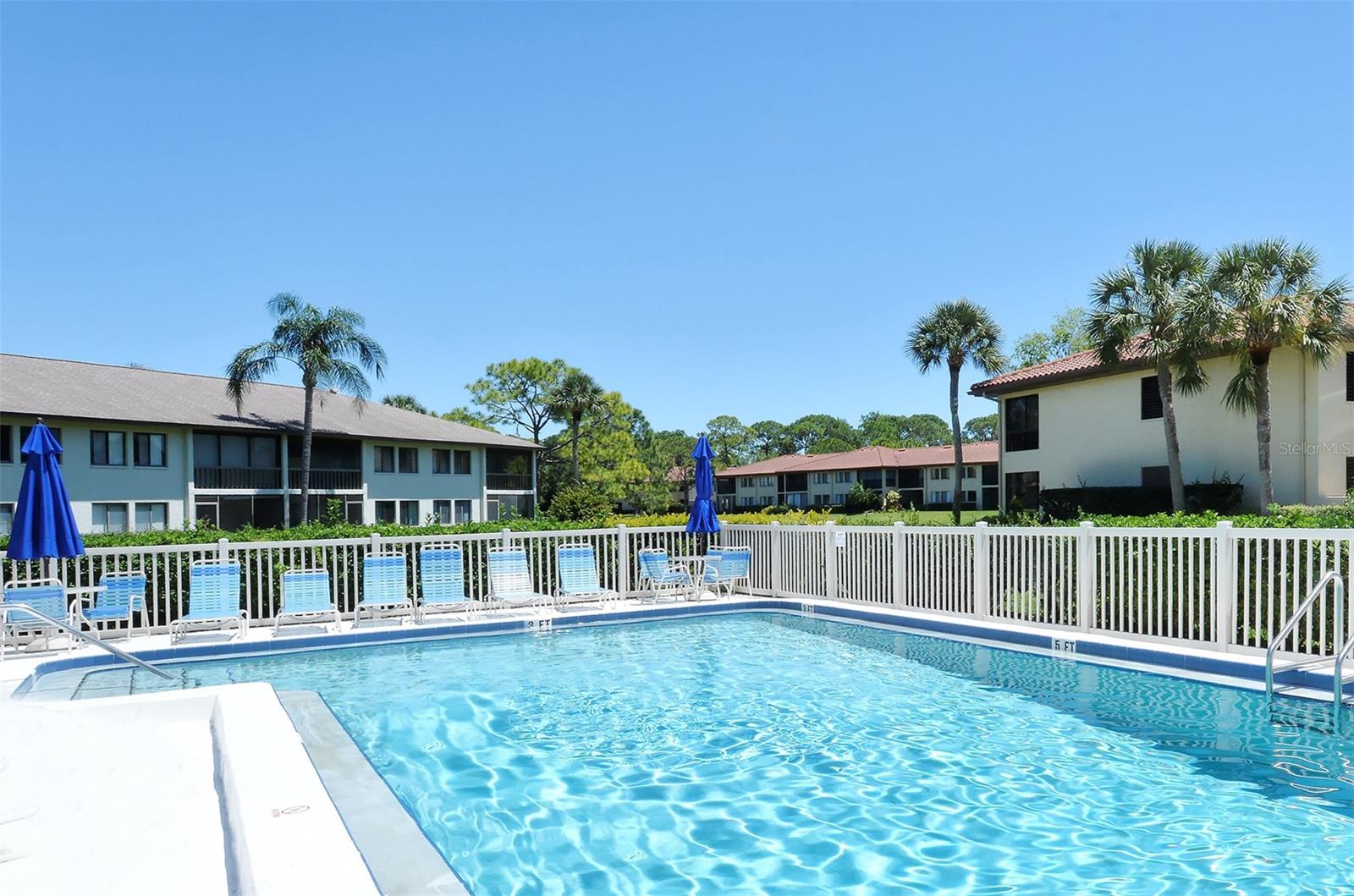 WILLOW LINKS - Residential