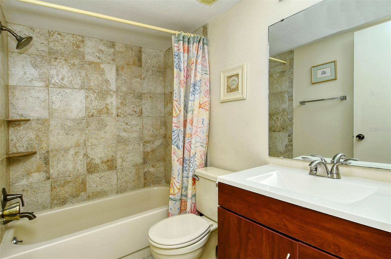 WILLOW LINKS - Residential