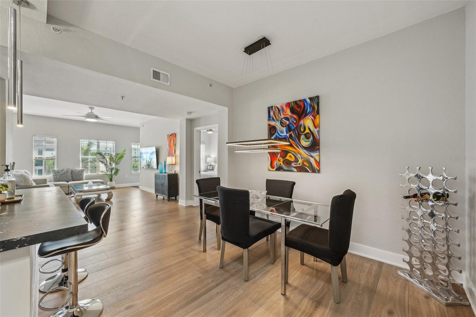 200 4TH AVENUE S 321
