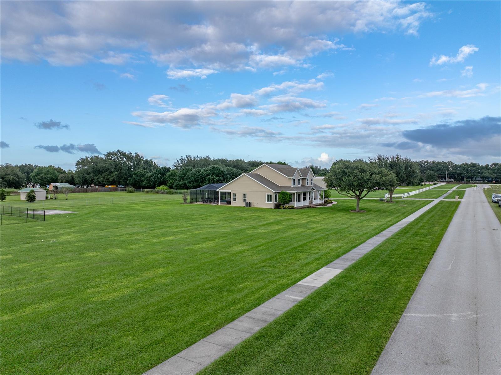 CLASSIC VIEW FARMS - Residential