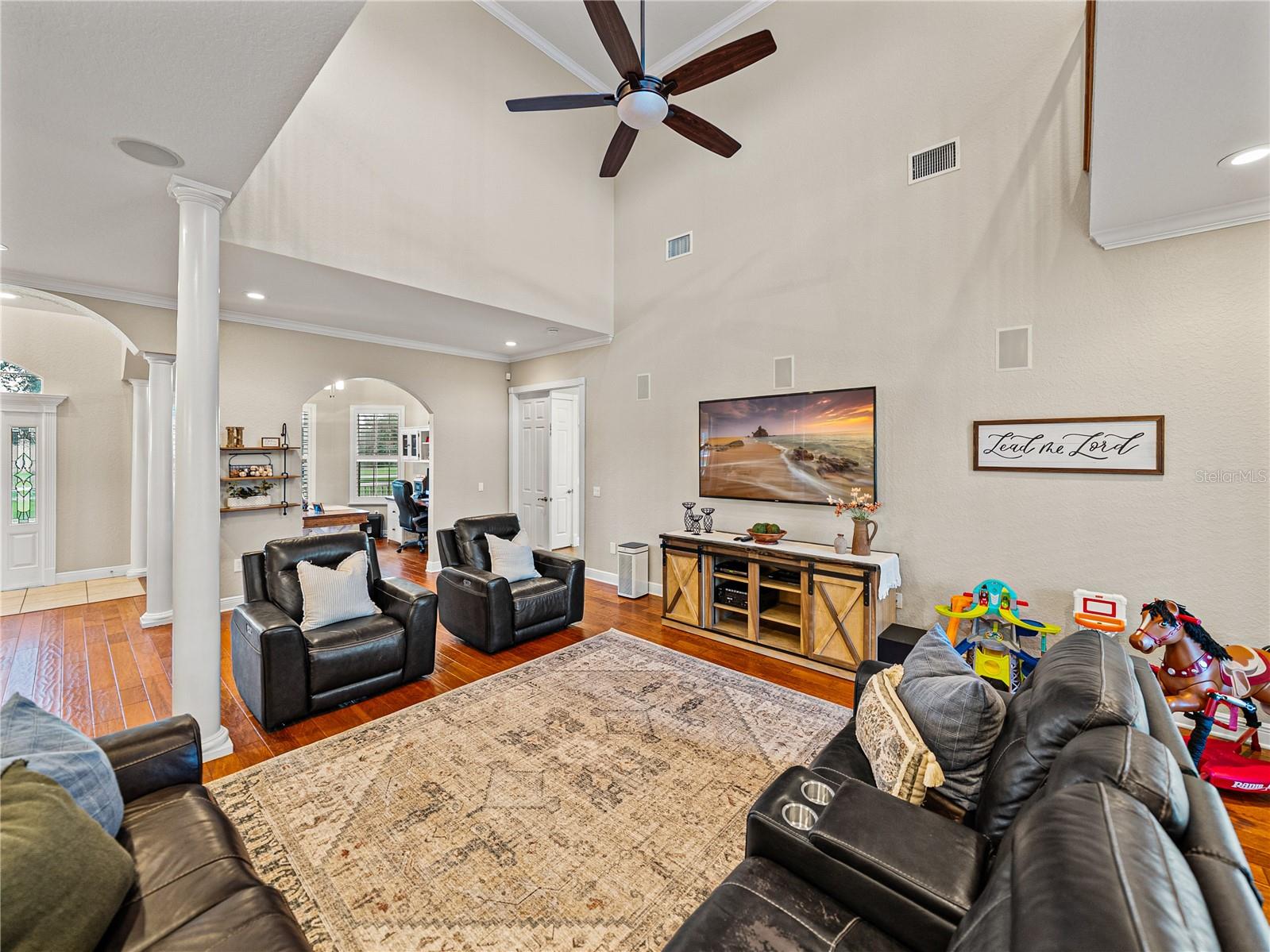 CLASSIC VIEW FARMS - Residential