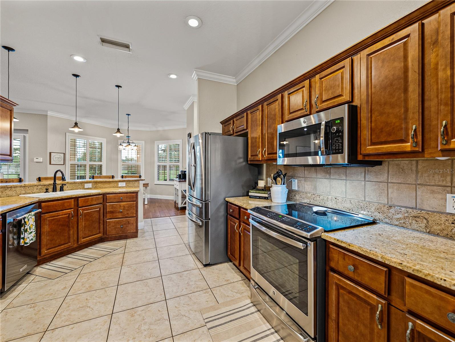 CLASSIC VIEW FARMS - Residential