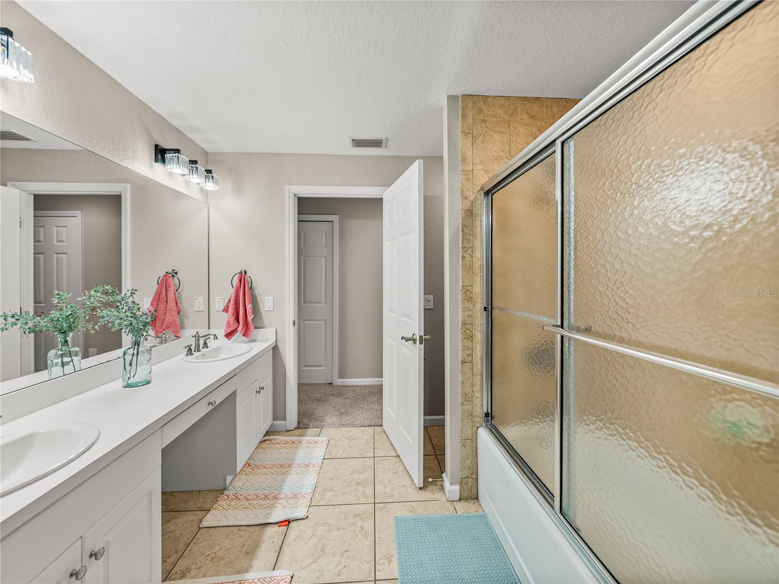 CLASSIC VIEW FARMS - Residential