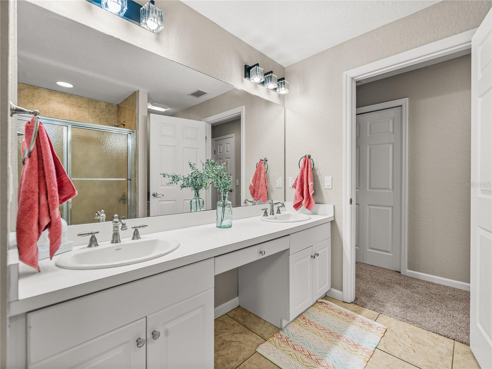 CLASSIC VIEW FARMS - Residential