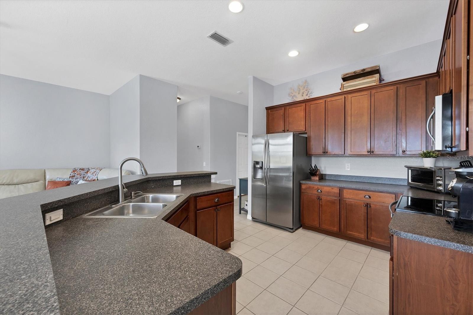 ROTONDA SANDS - Residential