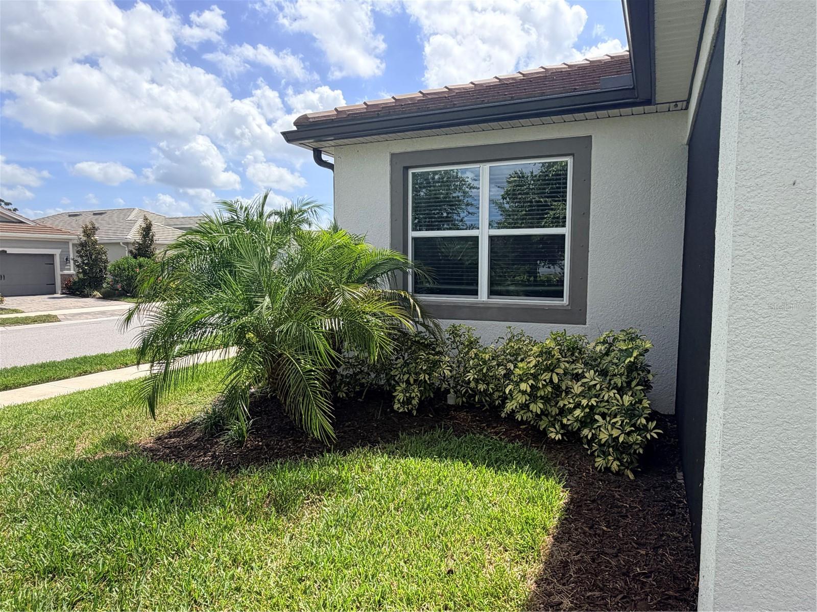 5738 LONG SHORE LOOP