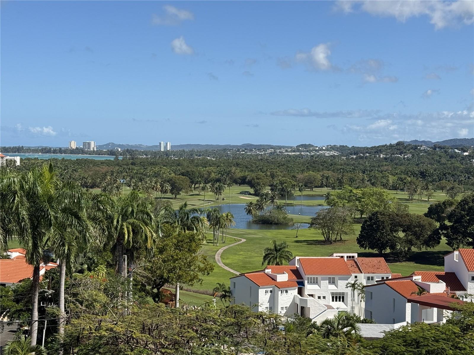 LAS VISTAS DE RIO MAR - Residential