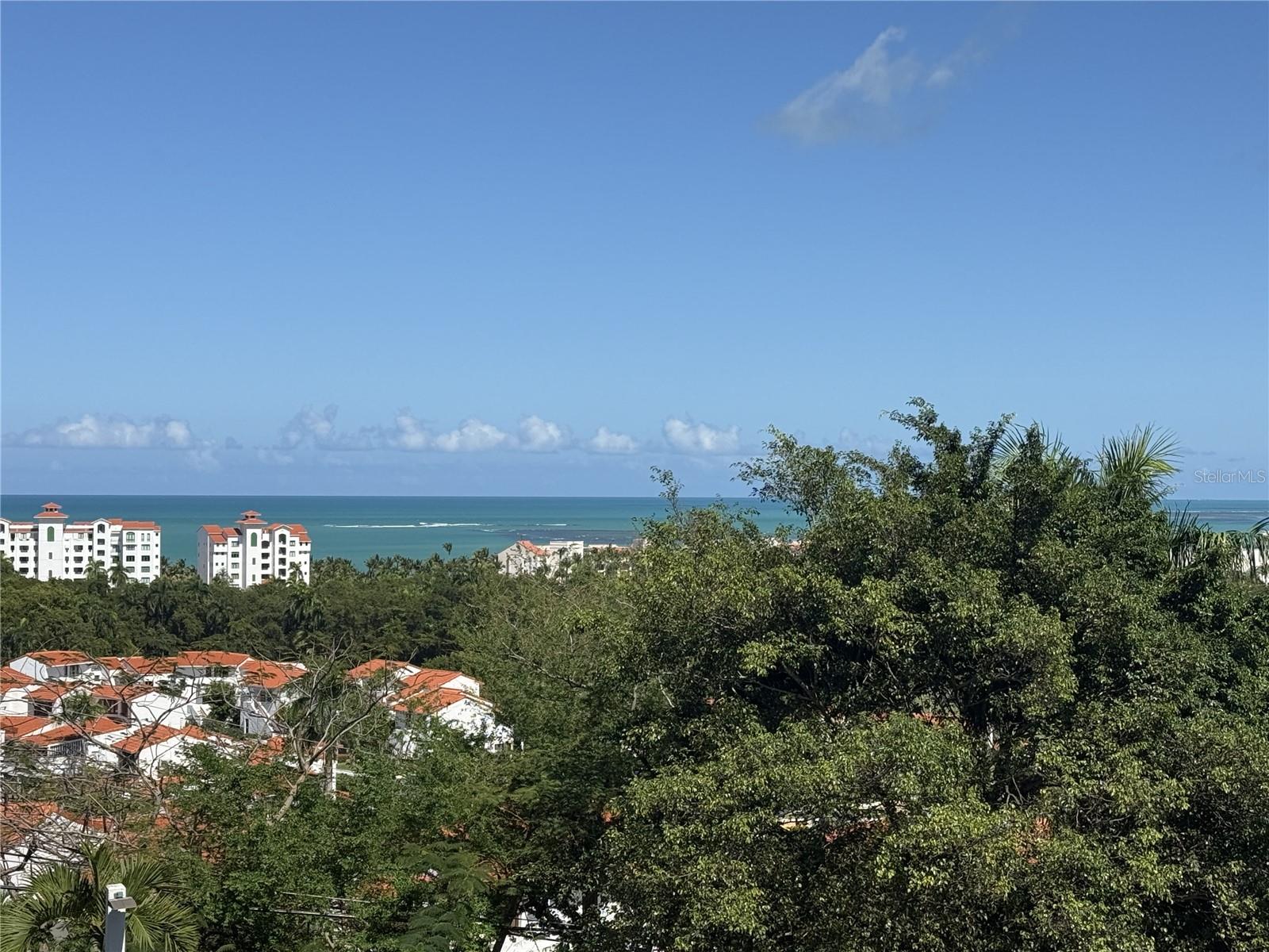 LAS VISTAS DE RIO MAR - Residential