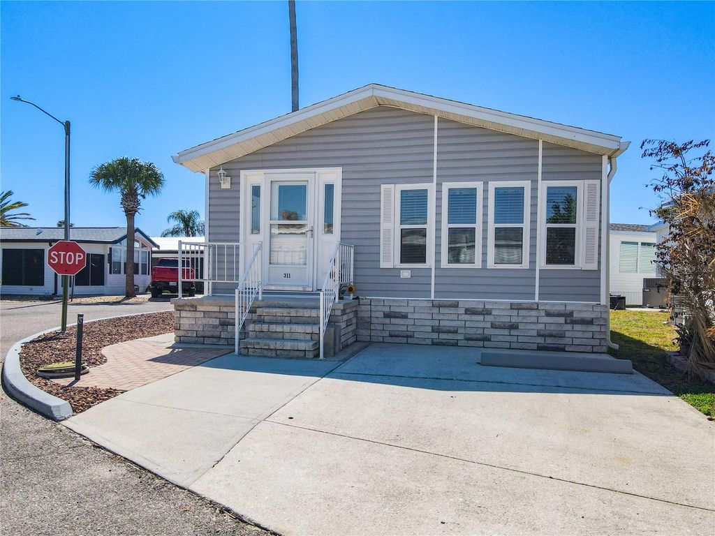 Photo of 9000 Us Hwy 192 #311, Clermont, FL 34714 (MLS # S5144576)