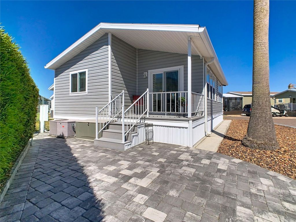 Photo of 9000 Us Hwy 192 #311, Clermont, FL 34714 (MLS # S5144576)