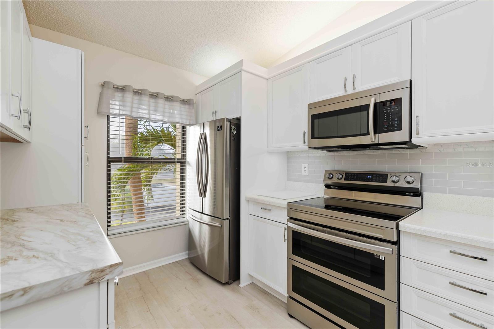 WEYBRIDGE - Residential