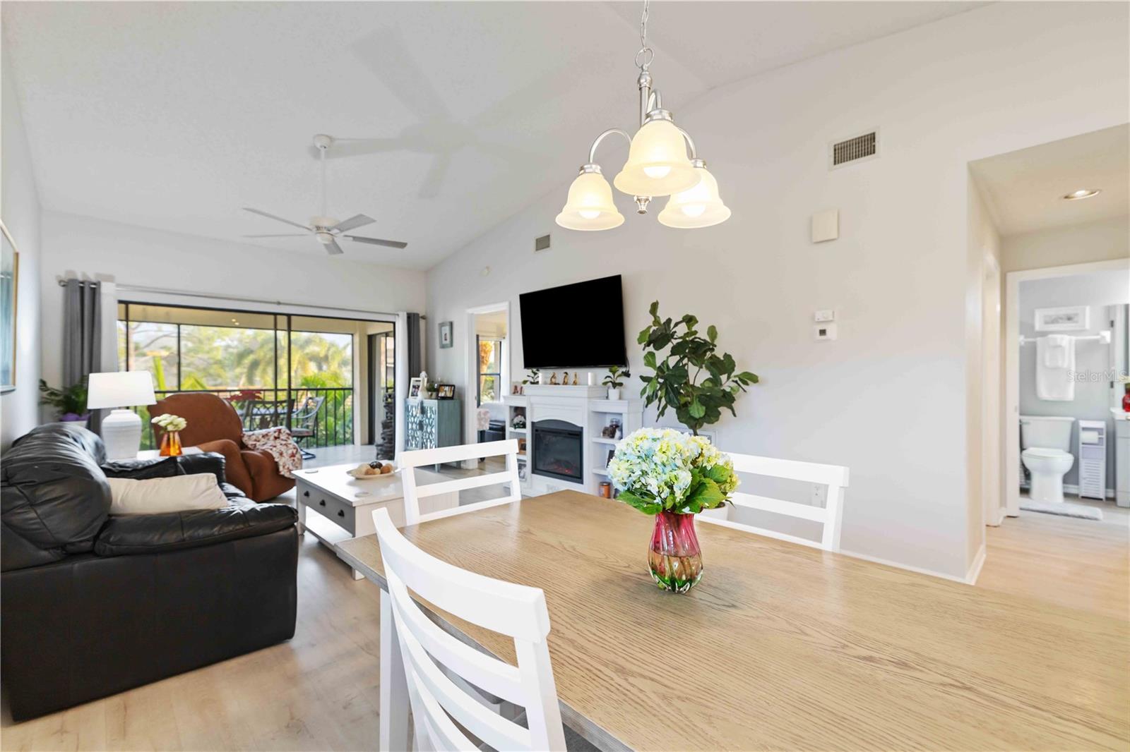 WEYBRIDGE - Residential