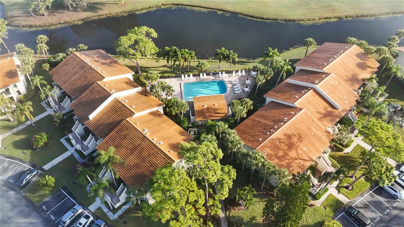 WEYBRIDGE - Residential